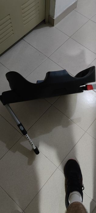 Carrinho Britax Romer topo gama + ovo + isofix
