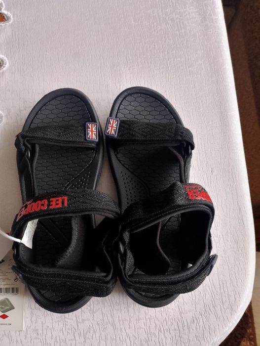 Sandały uniwersalne nowe Lee Cooper rozmiar 38 wkładka 23,5