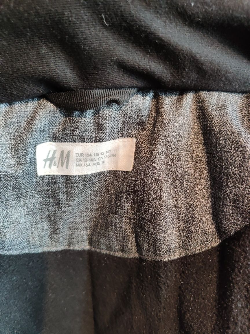Kurtka zimowa ocieplana polarem firmy H&M rozmiar 164