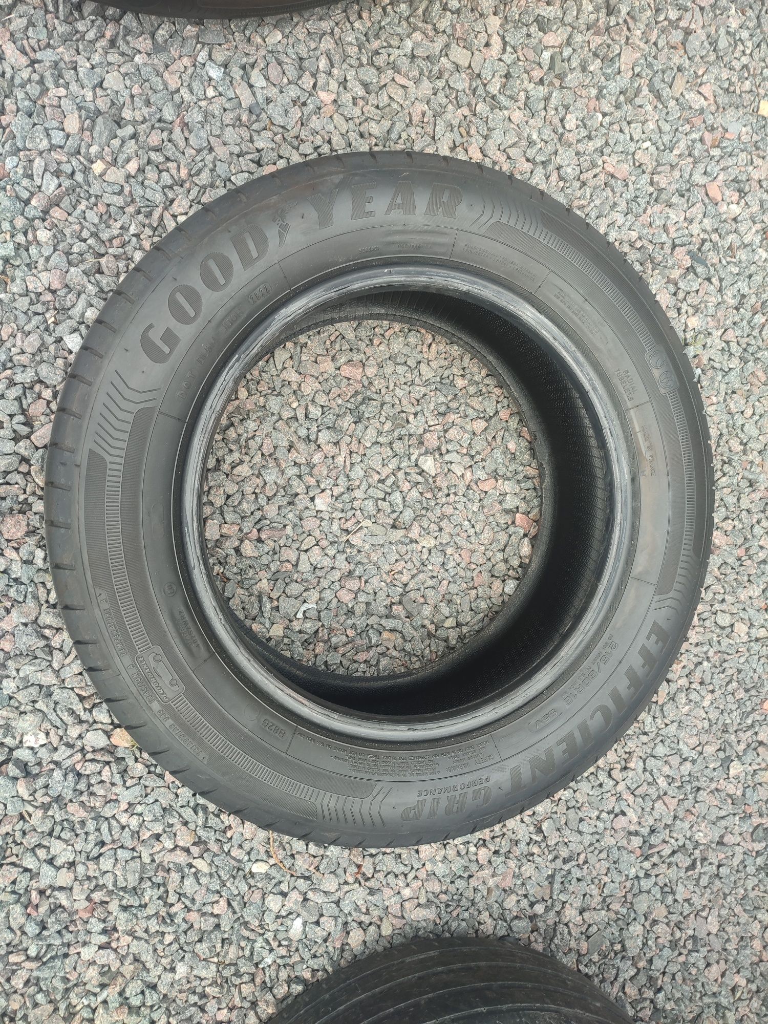 Шини 215/60 R16 Good year Efficient Grip