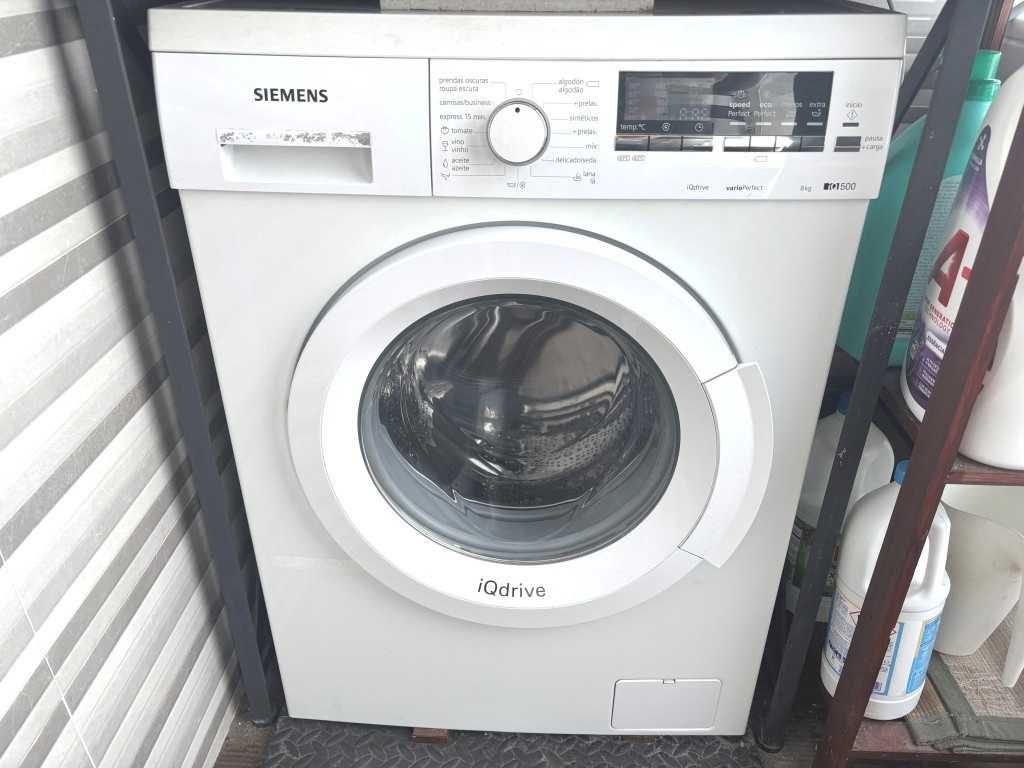 Maquina lavar roupa 8kg SIEMENS IQ500
