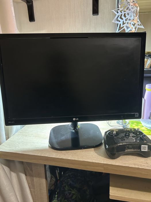 Монітор LG 22MP48A-P