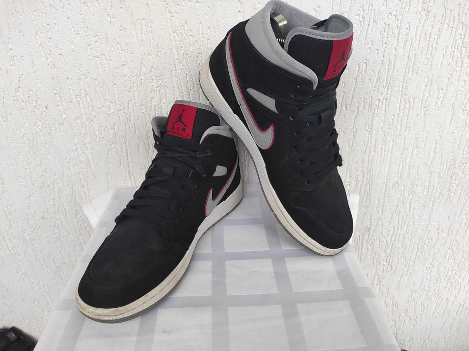 Кроссовки високие Nike Air Jordan р.40
