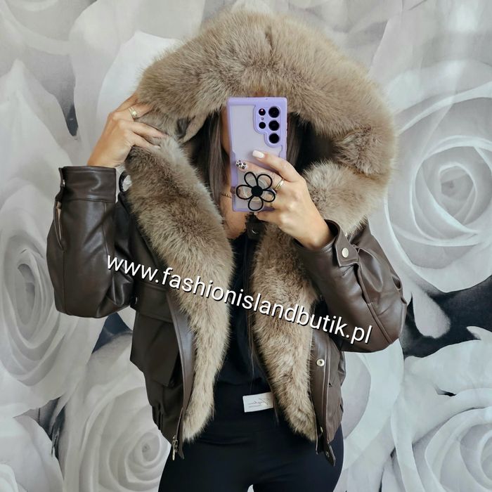 Czekoladowa kurtka skórzana ramoneska z dużym futerkiem