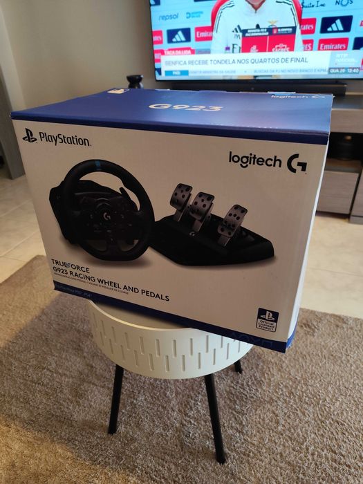 Logitech g923 + stand