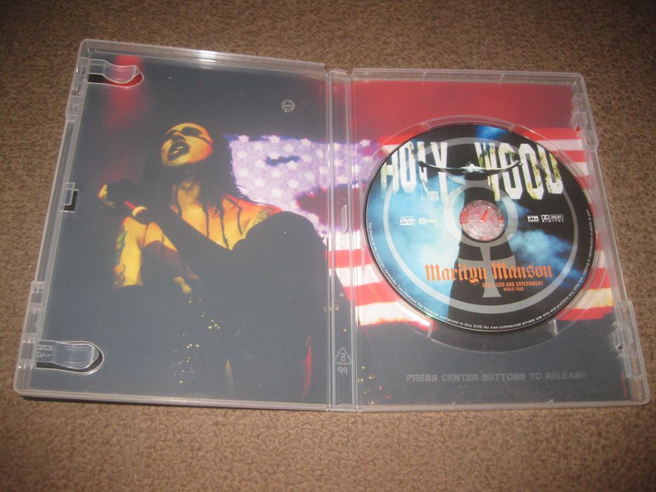 DVD do Marilyn Manson "Guns, God and Government"