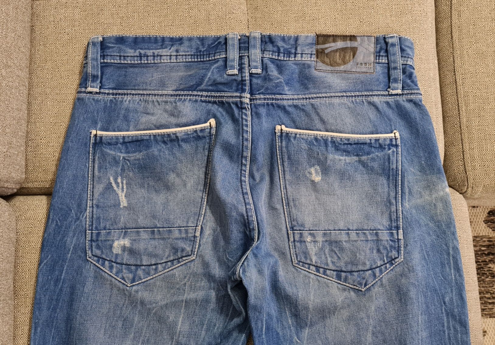 New Yorker jeansy spodnie męskie Fishbone jak nowe 33/34