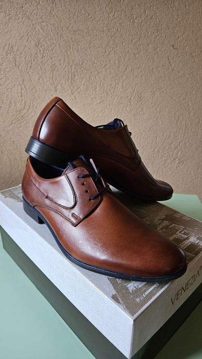 Venezia eleganckie skórzane buty męskie rozmiar duże 39 jak 40. Nowe