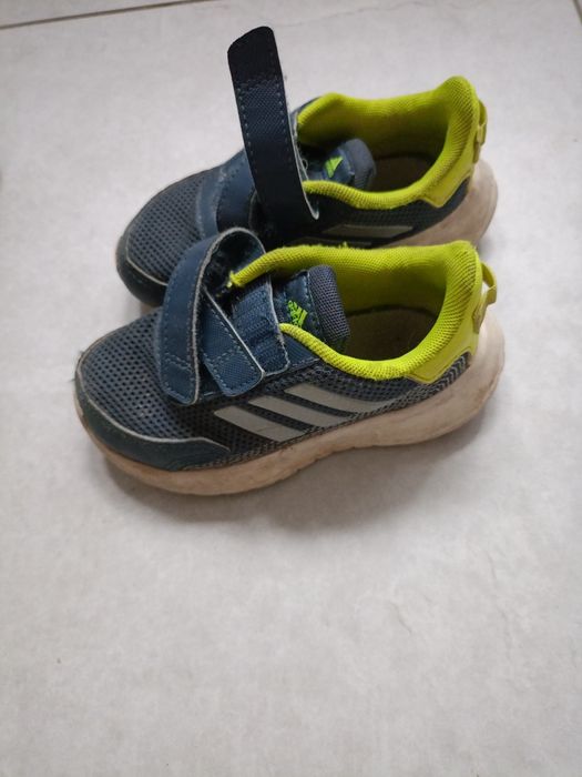 Adidasy dla chłopca