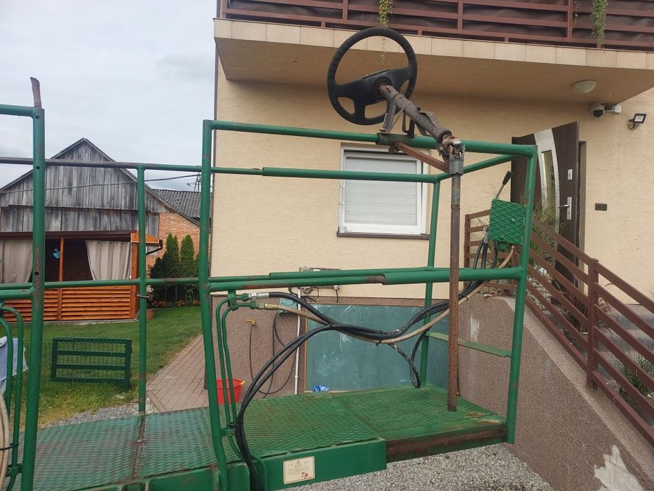 Platforma sadownicza balkon hydraulicznie rozkładany ze sterowaniem