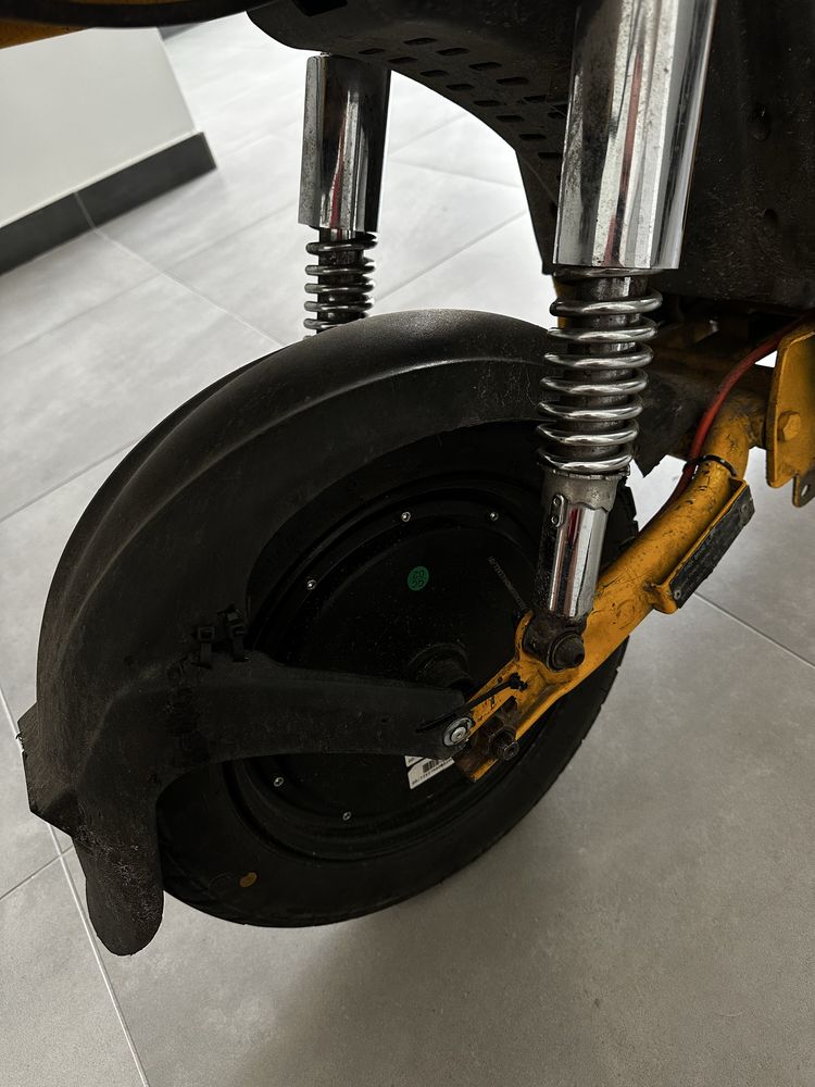 Електроскутер Fada Flit 200км 85000 a/h