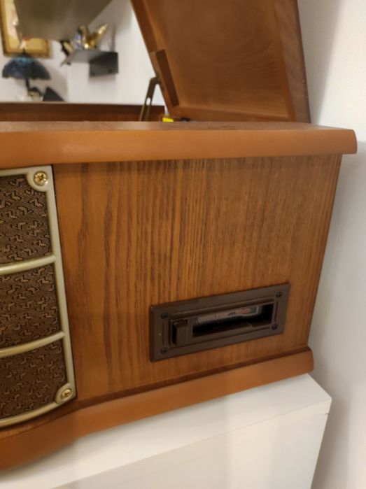 Gramofon Retro z radiem