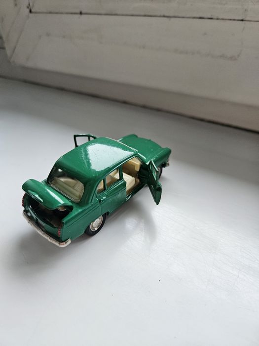 Модель москвич 403 а7