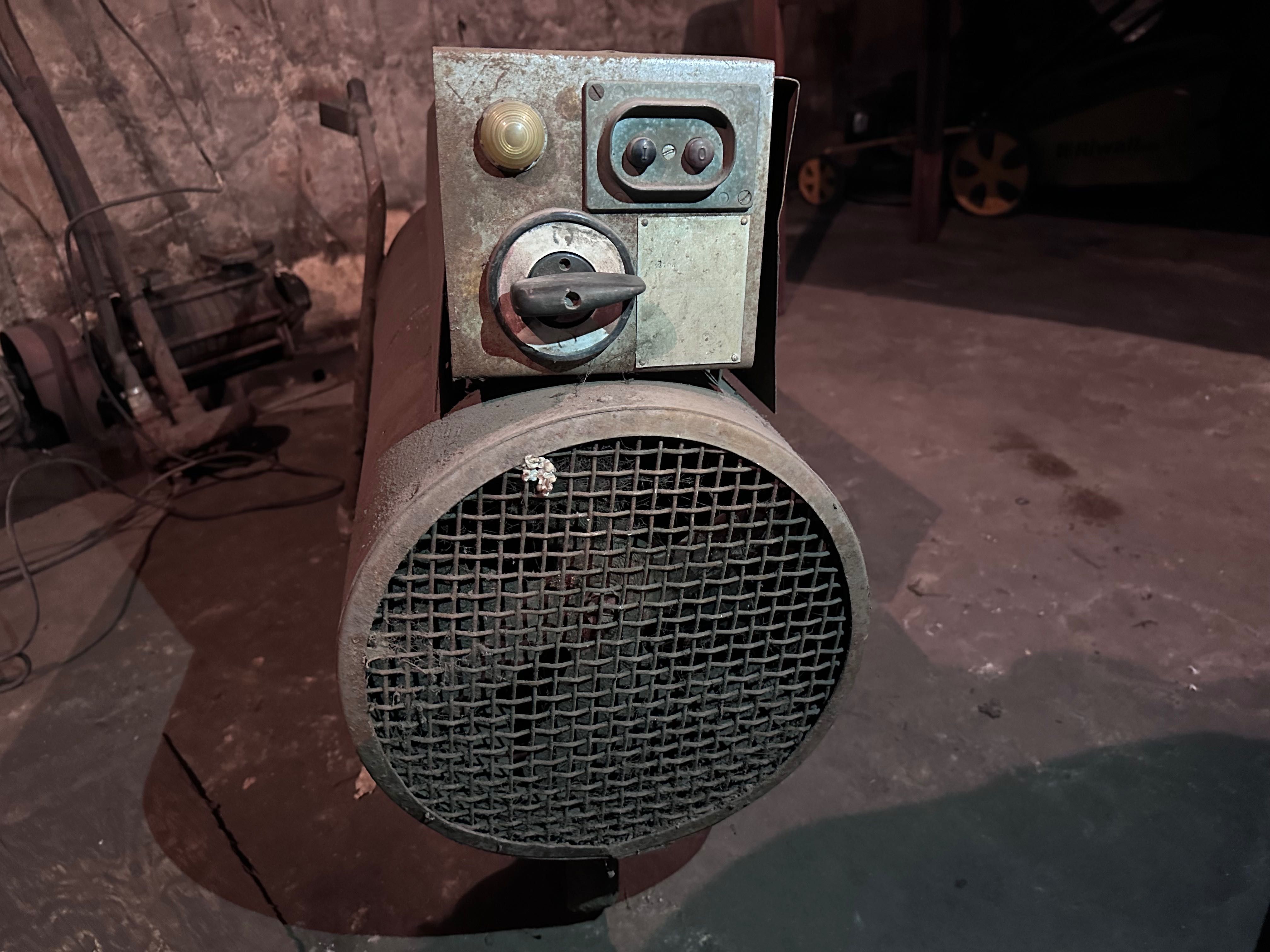 Nagrzewnica elektryczna PRL NER – szklarniowa / przemysłowa