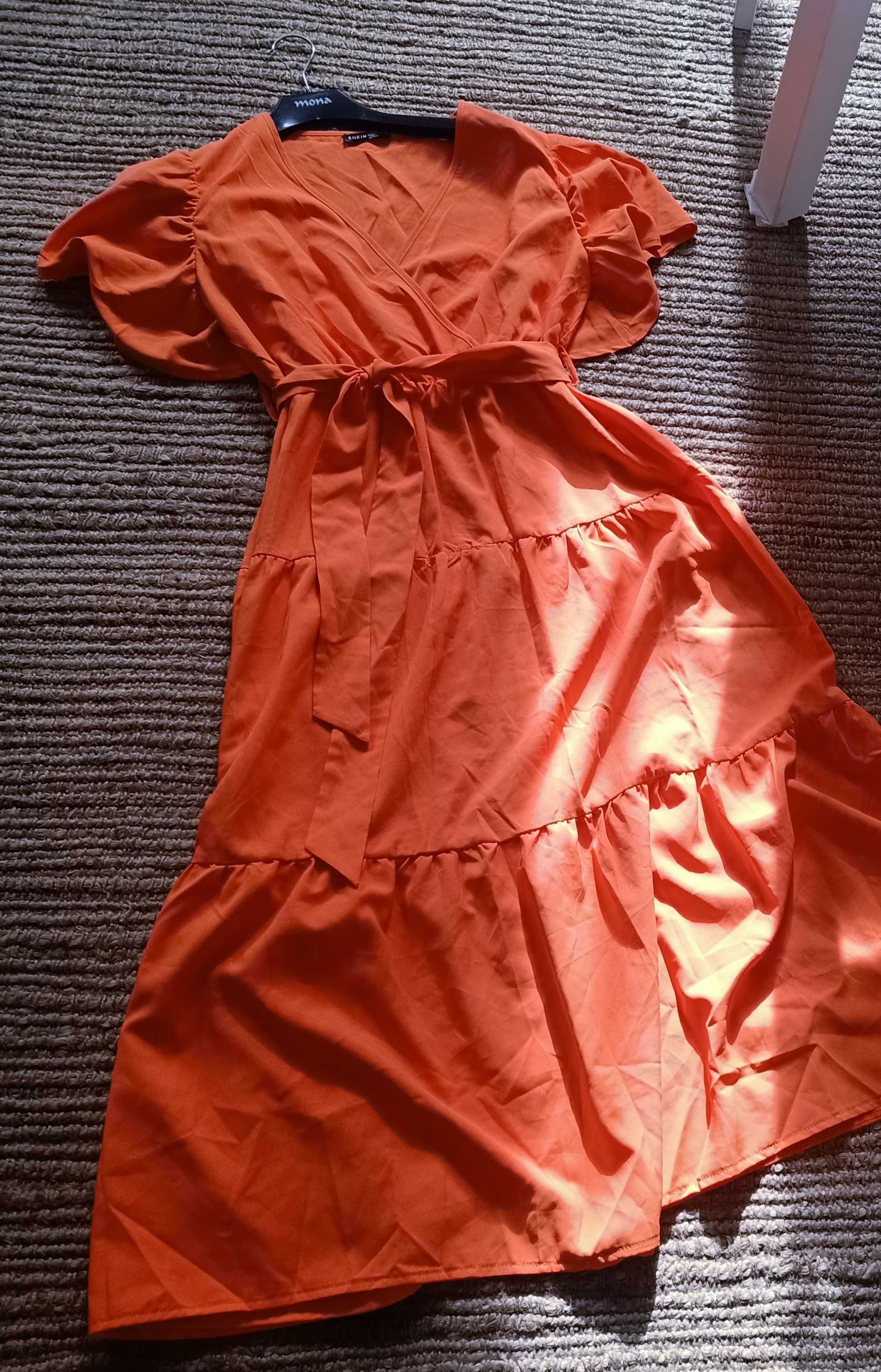 Sukienka pomarańczowa długa