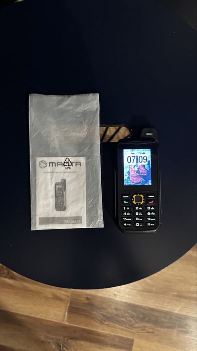 Telefon manta z klawiaturą