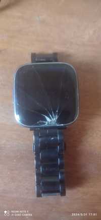 Умные часы Fitbit Versa 2 -