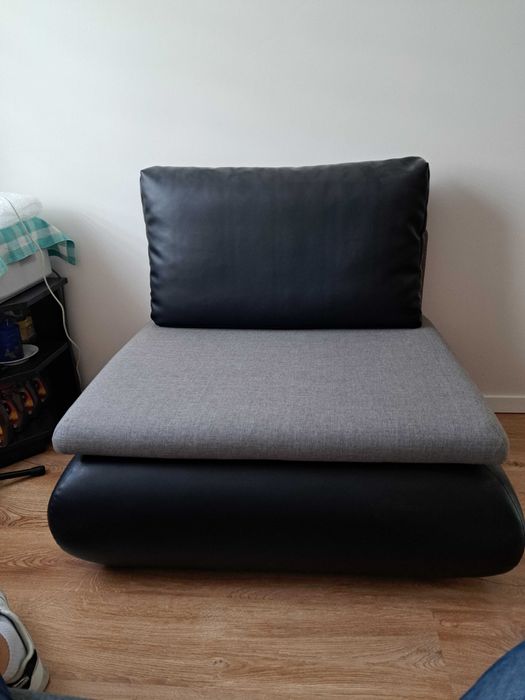 Jednoosobowa sofa z funkcją spania