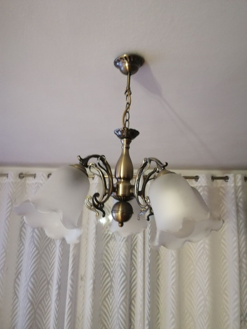 Lampy sufitowe do kuchni i salonu
