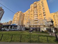 Без комісії Продаж трикімнатної квартири проспекті Івасюка 12Г Оболонь