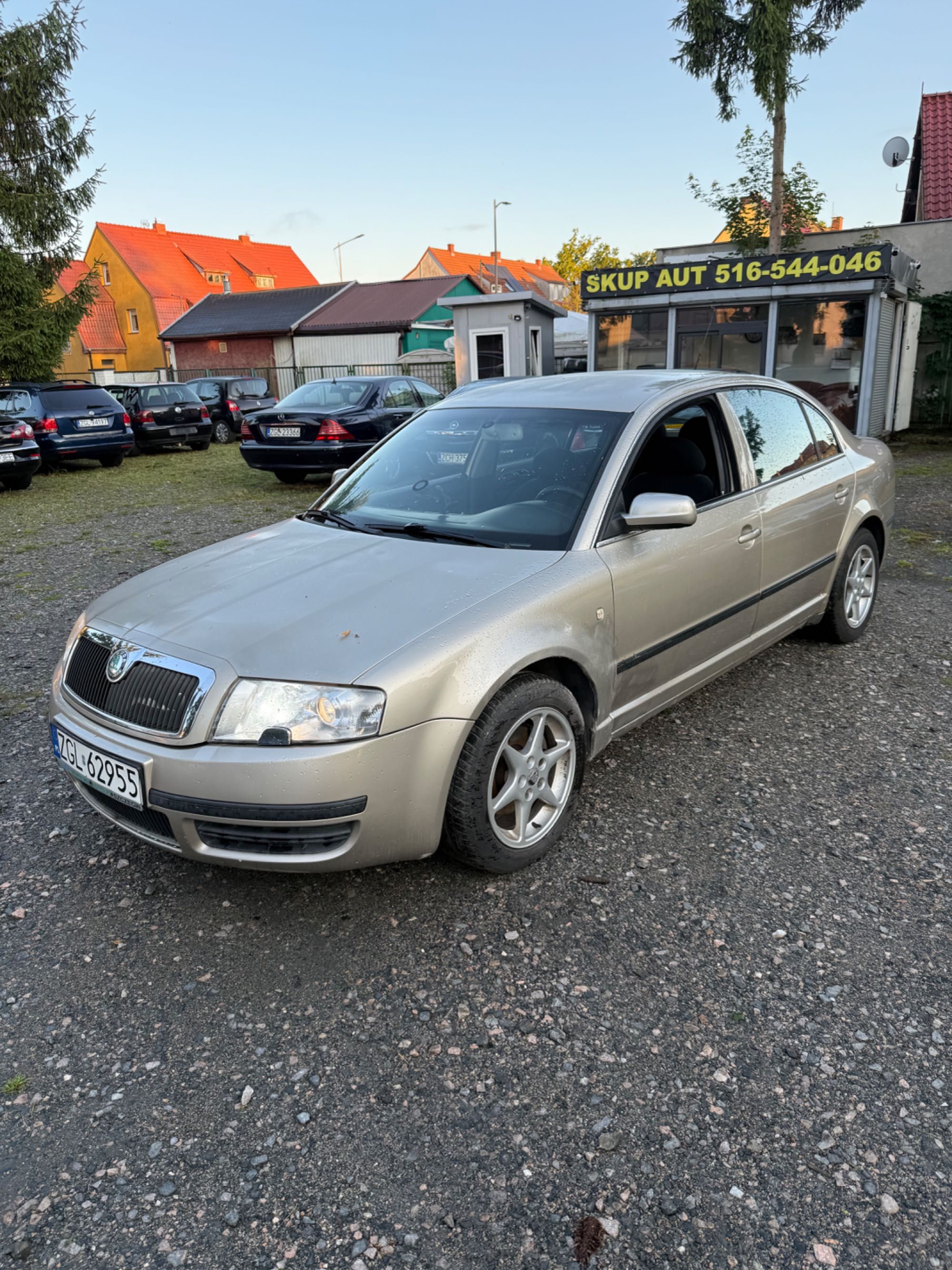 Skoda superb 2.0 TDI Navi/klima