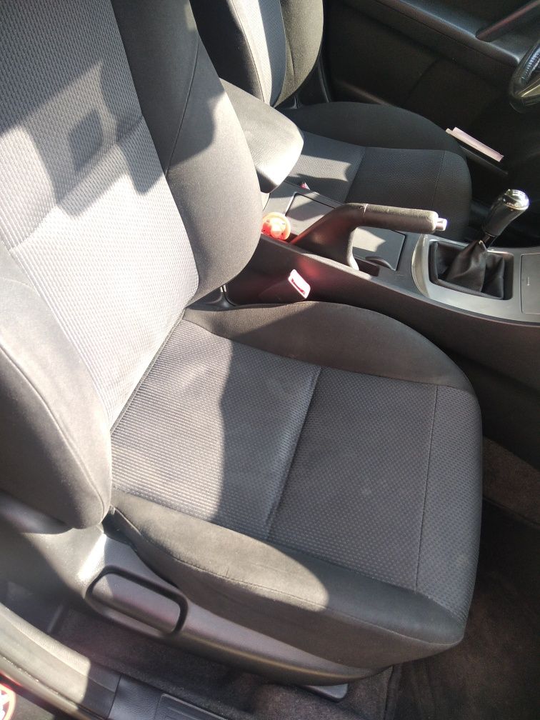 Automóvel Mazda 3