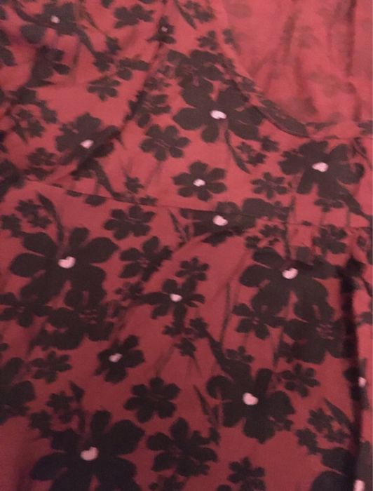 Bluzka damska w czarne róże