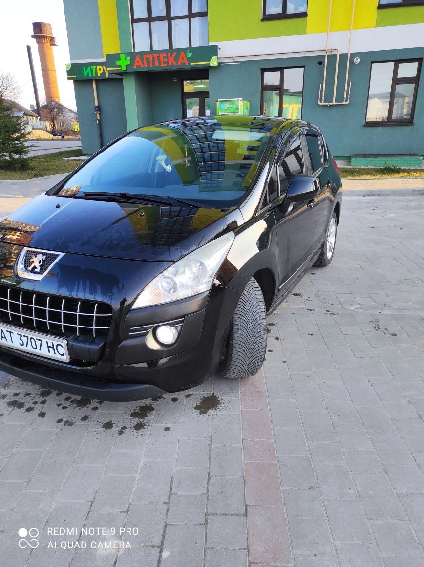 PEUGEOT 3008 2011