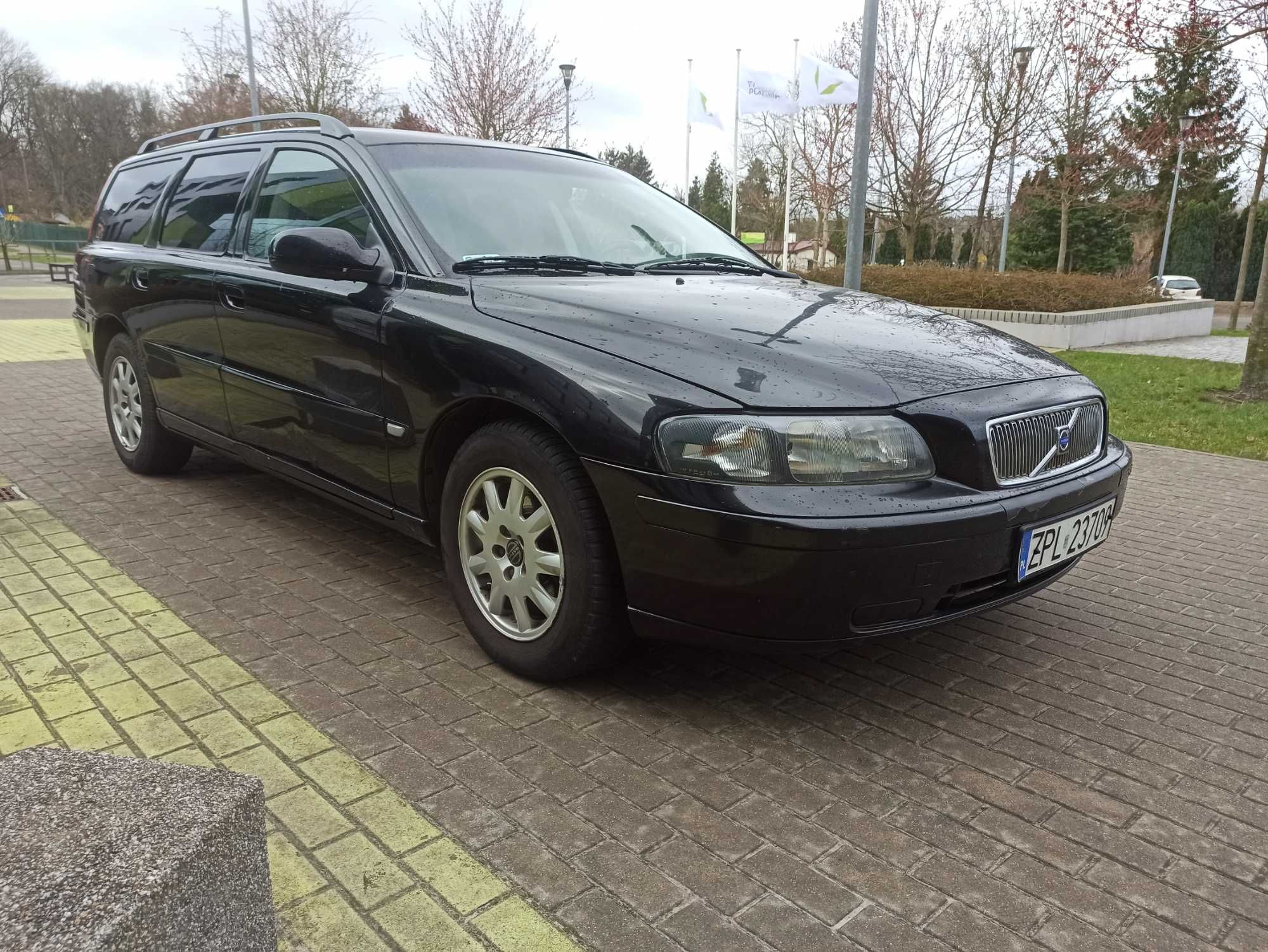 Volvo  V 70 automat z gazem