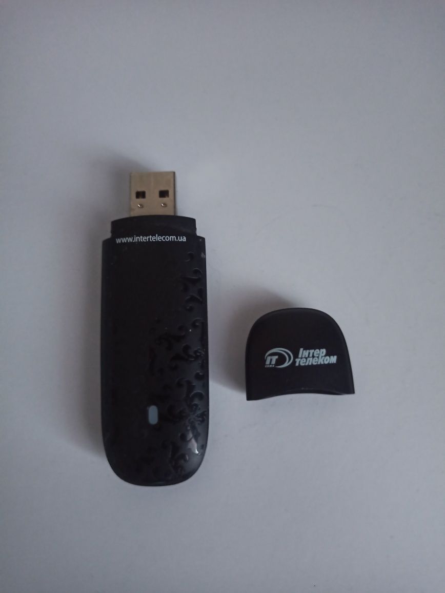 Модем HUAWEI EC 122