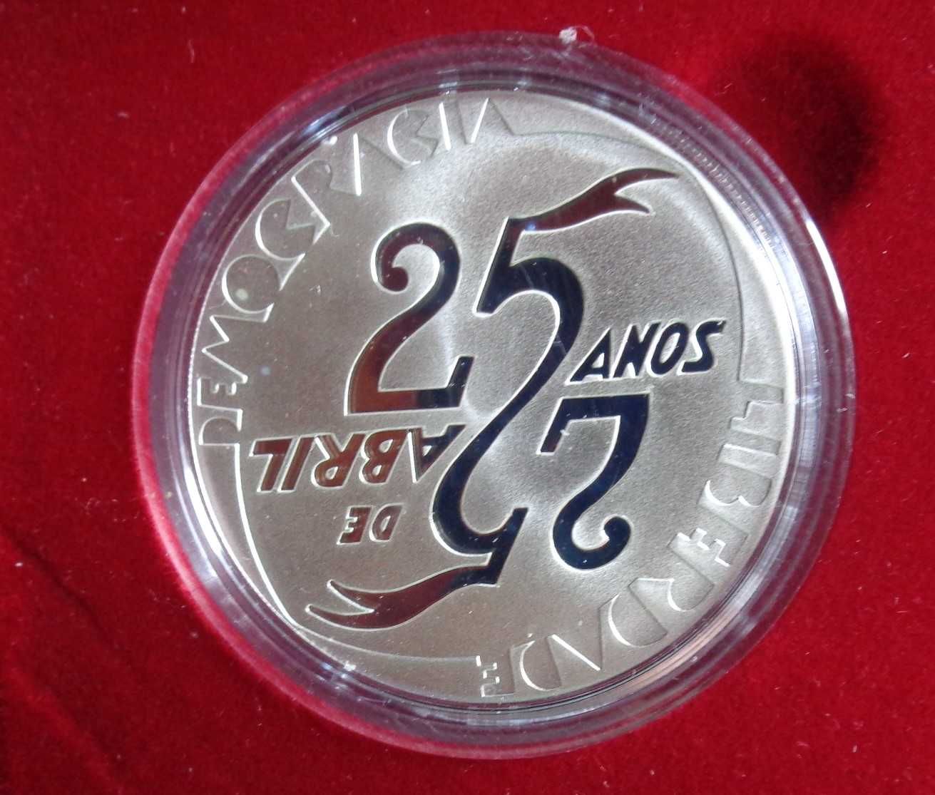 Moeda 1.000 Escudos Prata Proof XXV Aniversário 25 Abril
