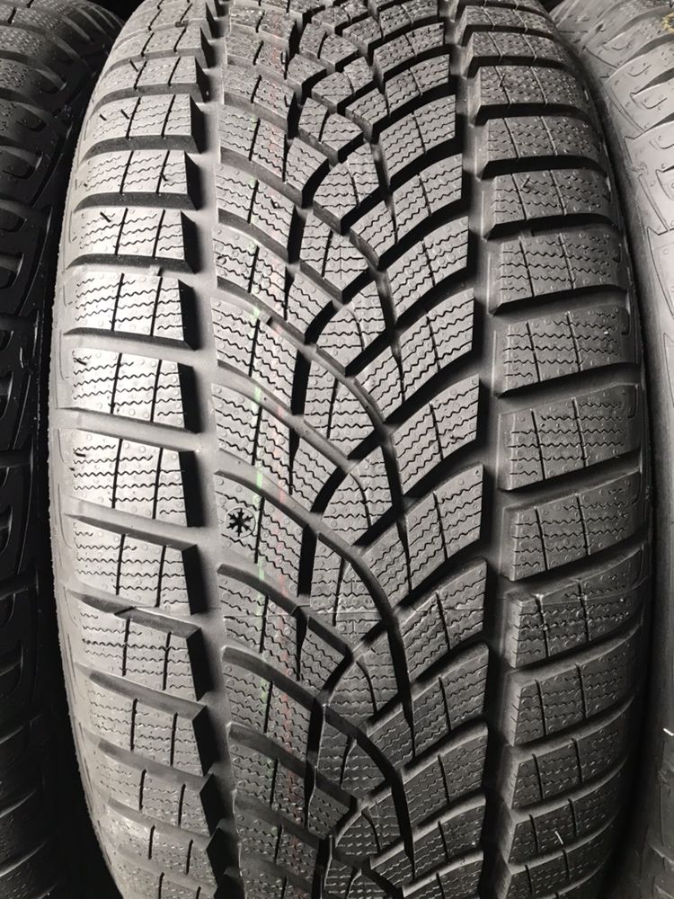 225/50/17 R17 Goodyear Ultra Grip Perfomance GEN1 4шт новые зима