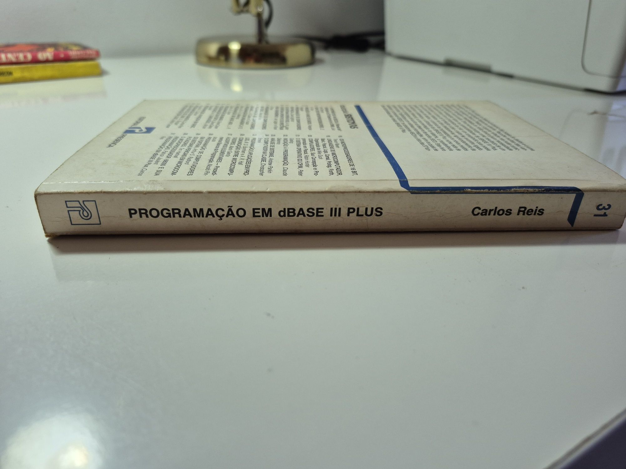 Livro "Programação em dBase III Plus", de Carlos Reis