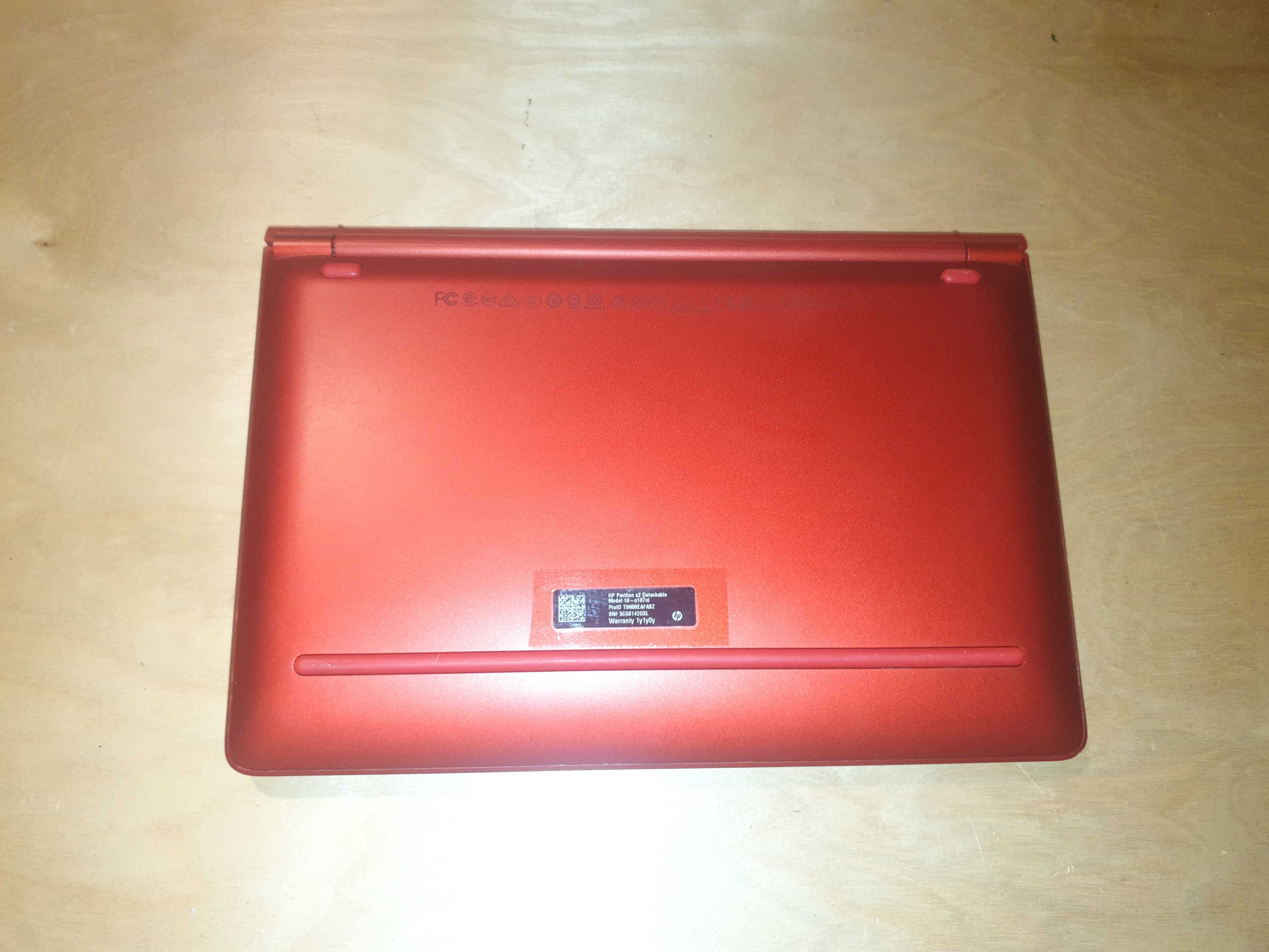 Hp Pavilion x2 Detachable      Laptop -Tablet 2w1.