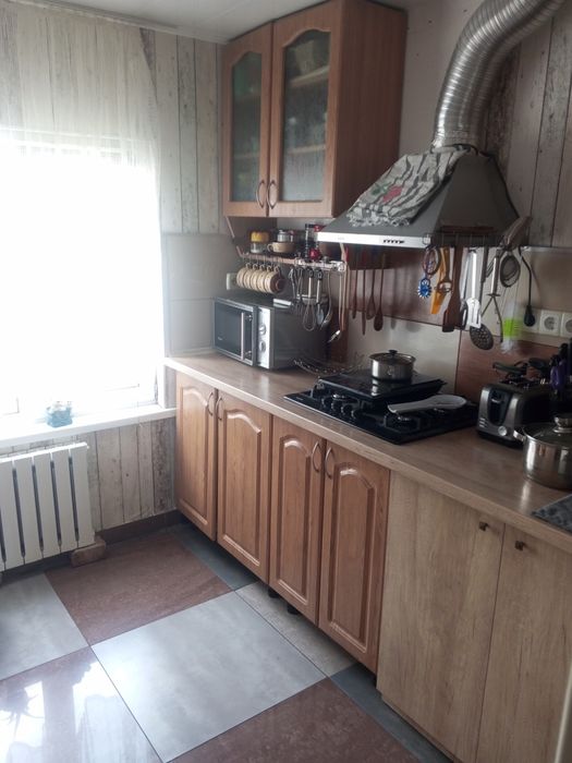 Продам будинок в м. Яготин  18000