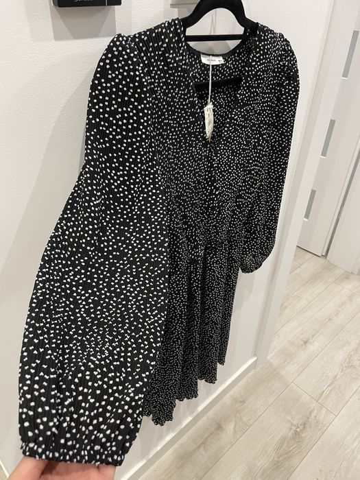 Reserved sukienka damska rozm 36 nowa z metka