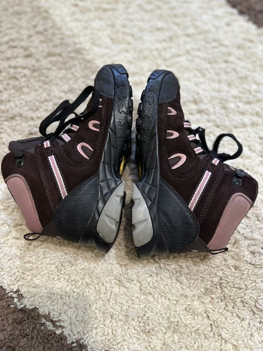 Демісезонні трекінгові черевики Vibram Comfortex Brutting