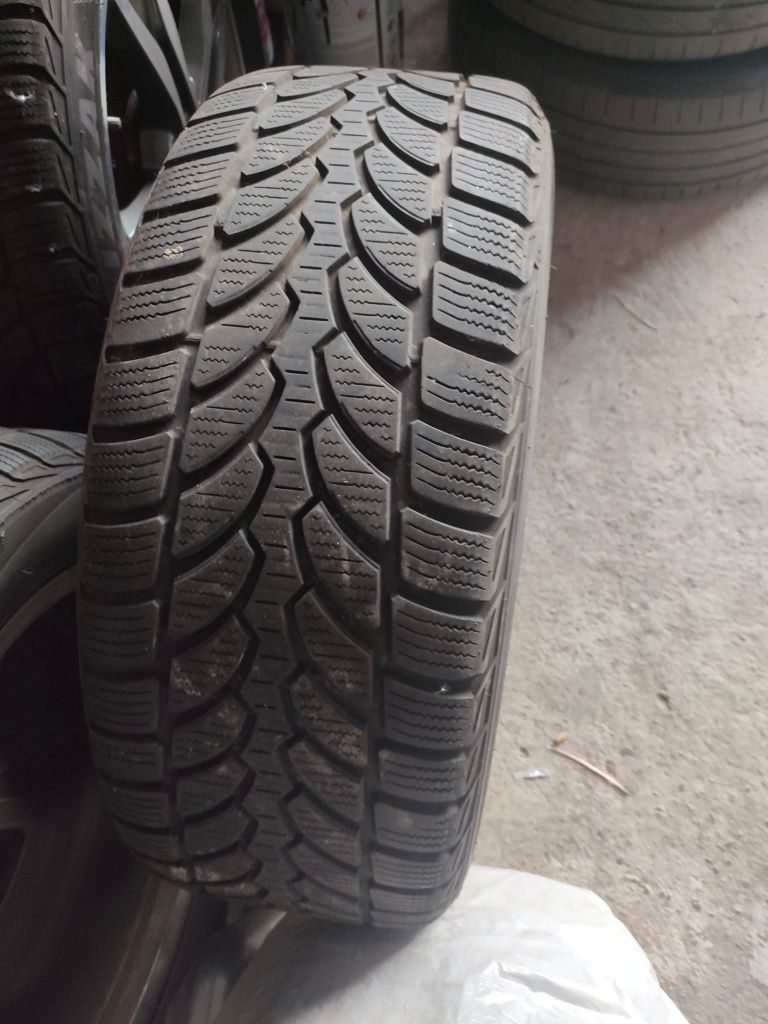 Alufelgi 17 z czujnikami i oponami BRIDGESTONE w205 MERCEDES