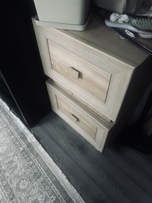 Комод і 2 тумбочки приліжкові