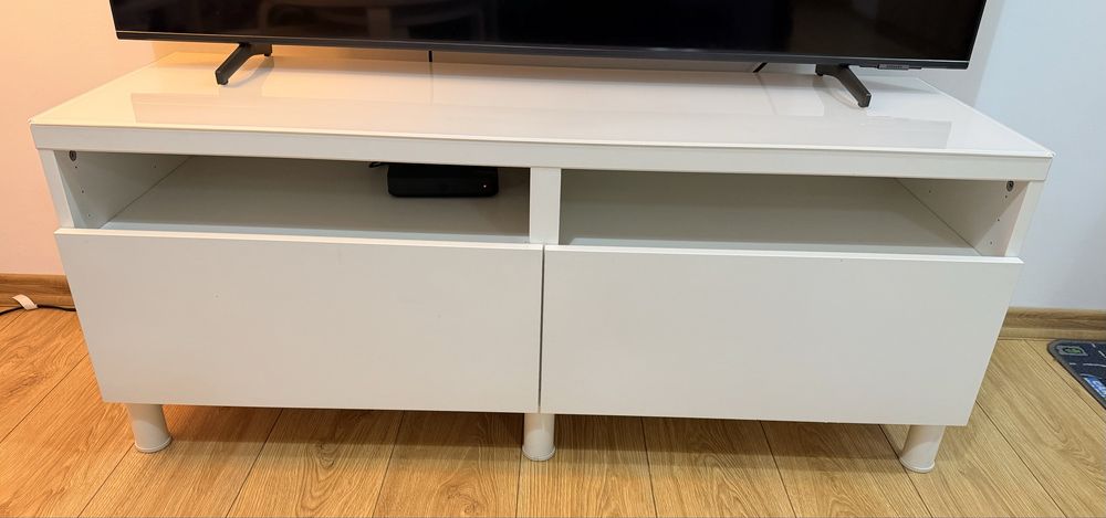 Biała szafka RTV z szufladami IKEA besta 120 x 40