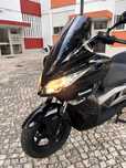 Kawasaki J300 impecavel