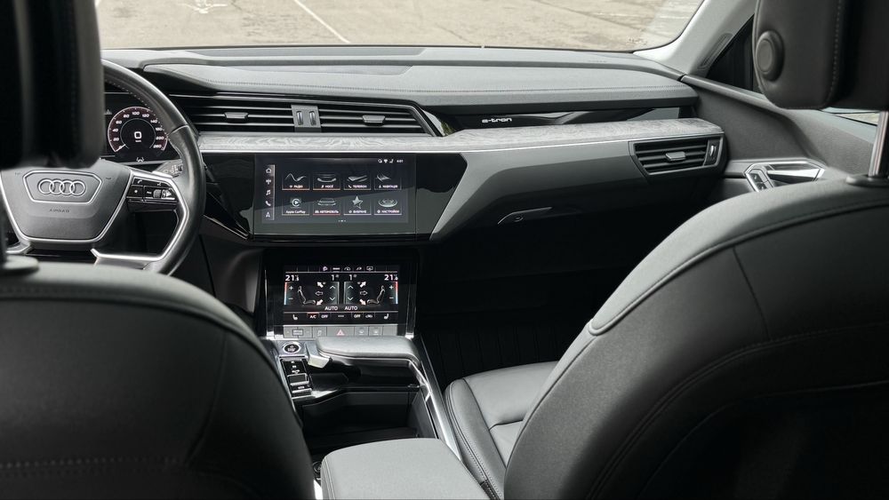 Ауді E-tron ауді е трон 2020р