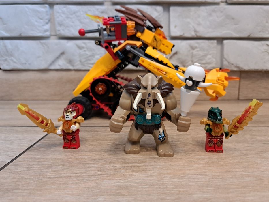 Lego Chima Laval's Fire Lion 70144 pojazd ogniowy lew