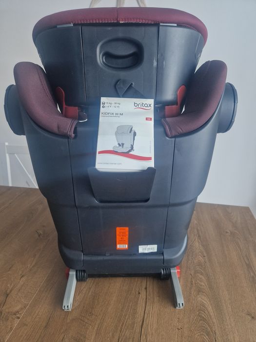 BRITAX RÖMER Kidfix III M Burgundy Red Fotelik samochodowy