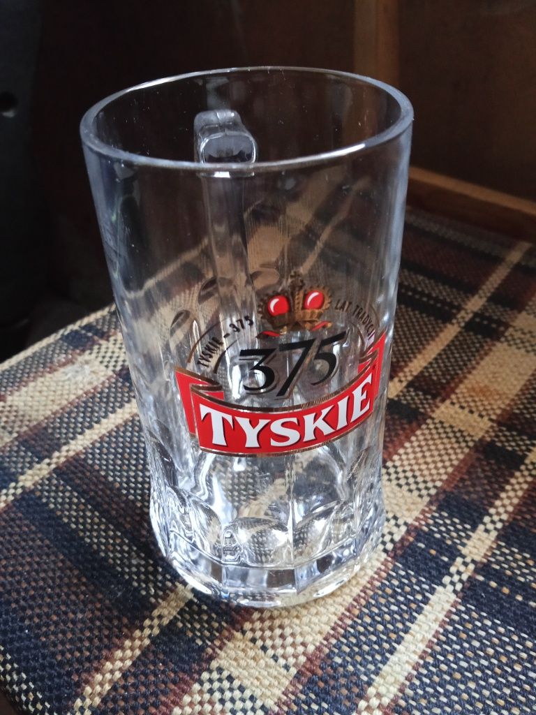 Witam sprzedam szklanki bez ucha i z uchem do piwa do napji gazowanych