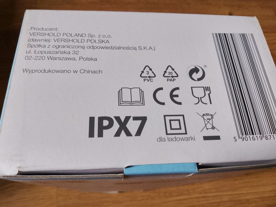 Szczoteczka do zębów SONICZNA Medico IPX7. 4 nowe końcówki