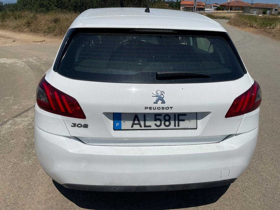 Peugeot 308 -- 1.5 HDI -- 175000 Km – 10/2018 – Revisão completa