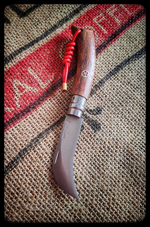 Nóż Opinel Sierpak nr 8 Custom mod grzyby zioła