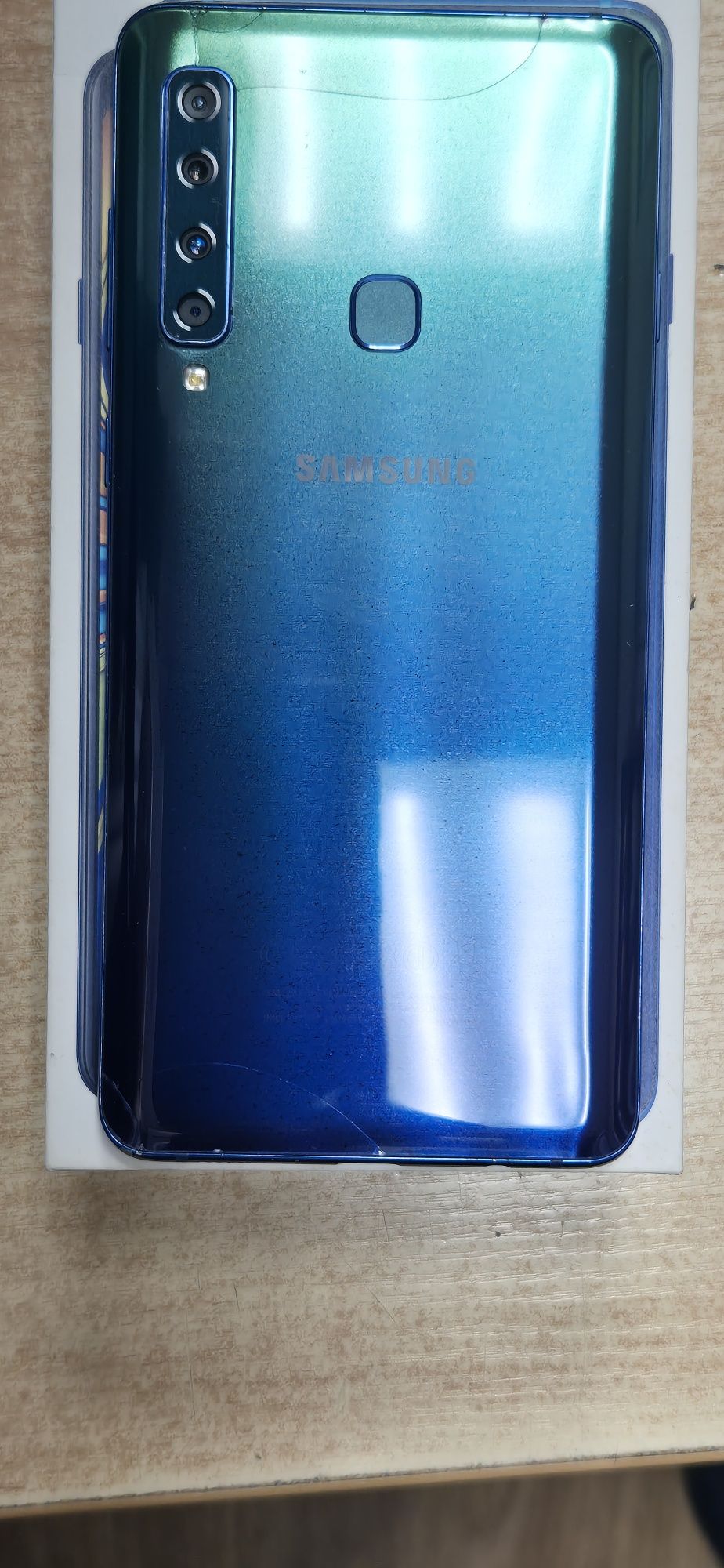 Самсунг galaxy A9