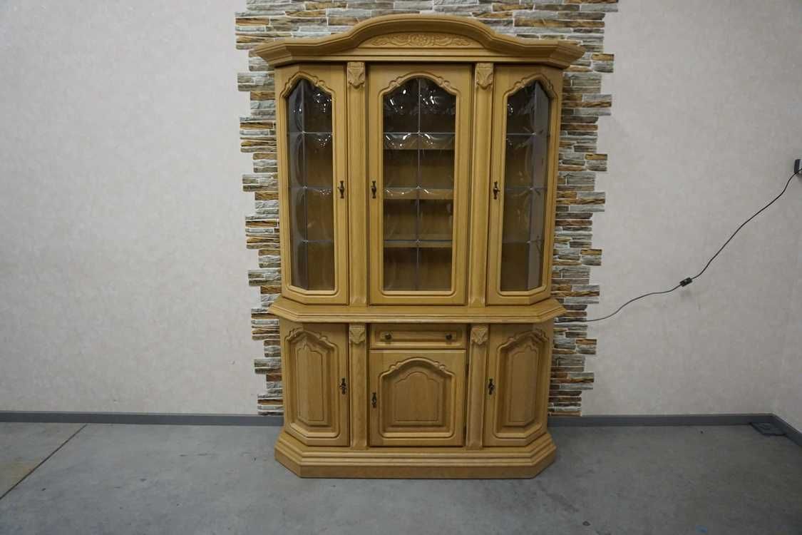 Witryna z Komodą Jasna Podświetlana szer. 140 cm (p-1145)